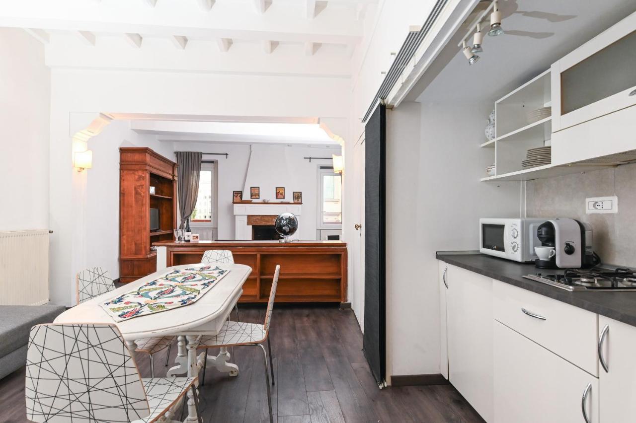 רומא Gorgeous Trastevere Loft On The River מראה חיצוני תמונה