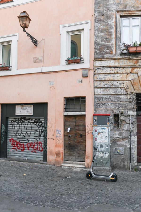 רומא Gorgeous Trastevere Loft On The River מראה חיצוני תמונה