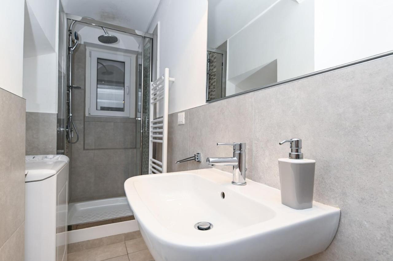 רומא Gorgeous Trastevere Loft On The River מראה חיצוני תמונה