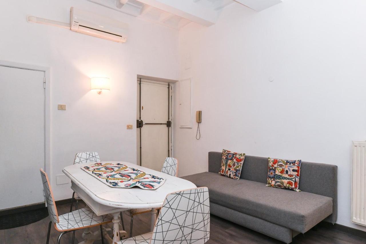 רומא Gorgeous Trastevere Loft On The River מראה חיצוני תמונה
